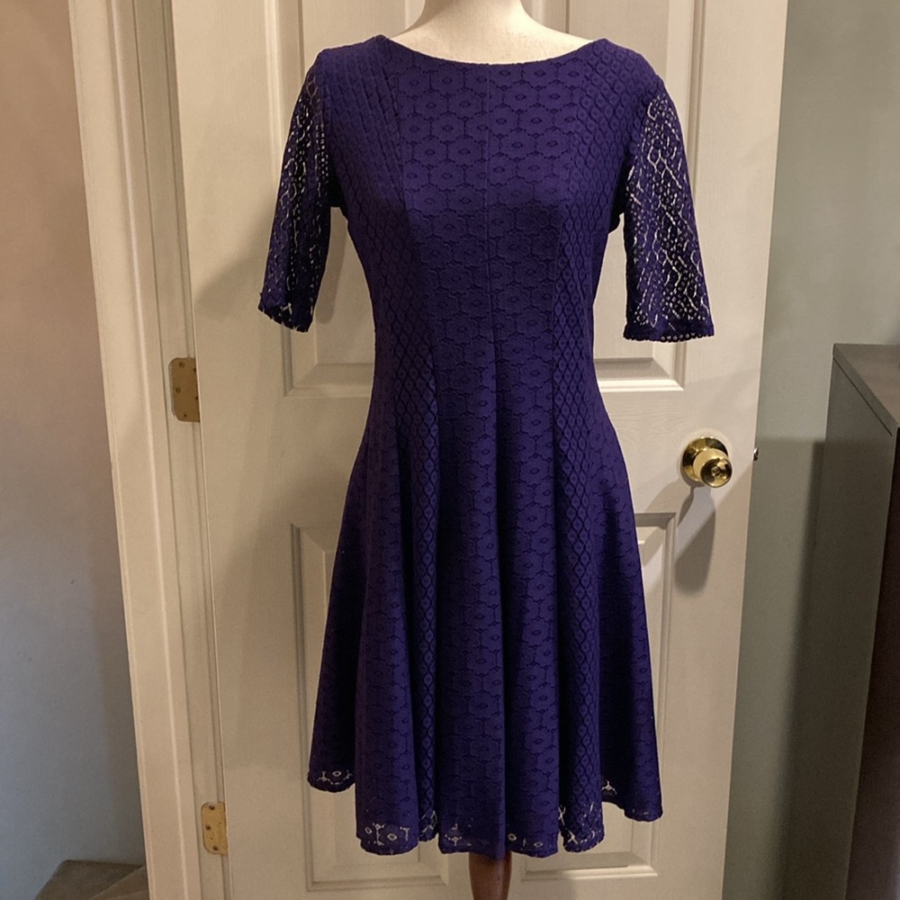 Danny and nicole purple lace A-line dress Size 8 Boat neck - fully lined overlay